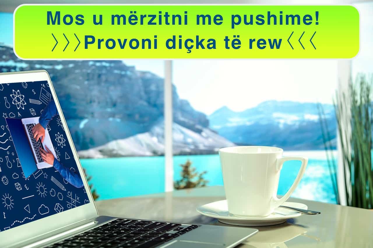 Laptop, pushime, mal dhe relaks